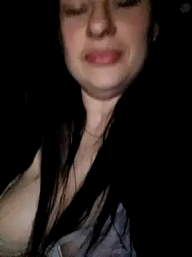 Snapshot of YuliannaFox chatting on 03.22.25 YuliannaFox online show from 03.22.25