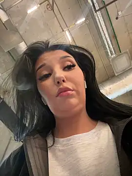 Snapshot of Tisha_Busty chatting on 09.20.25 Tisha Busty online show from 09.20.25