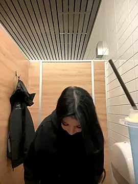 Snapshot of Tisha_Busty chatting on 10.05.25 Tisha Busty online show from 10.05.25