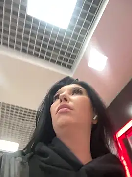 Snapshot of Tisha_Busty chatting on 10.18.25 Tisha Busty online show from 10.18.25