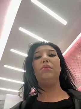 Snapshot of Tisha_Busty chatting on 10.19.25 Tisha Busty online show from 10.19.25