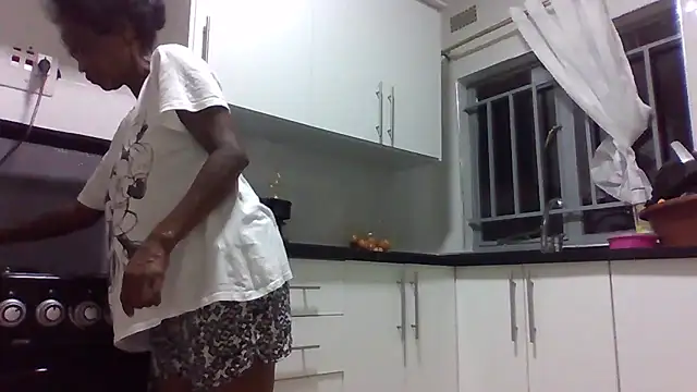 sweets 80 online show from 03.29.26