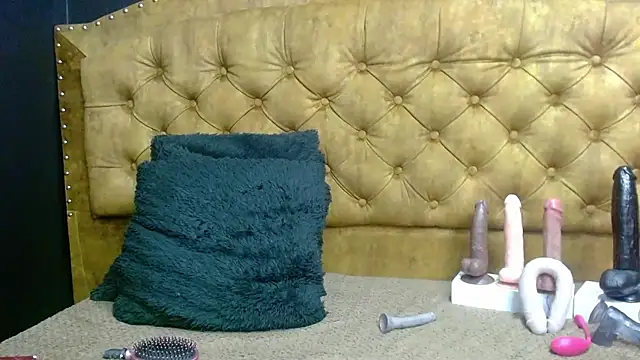 Snapshot of NathaliaSmith3x chatting on 02.10.25 NathaliaSmith3x online show from 02.10.25