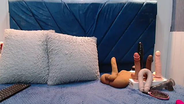 Snapshot of NathaliaSmith3x chatting on 09.26.25 NathaliaSmith3x online show from 09.26.25