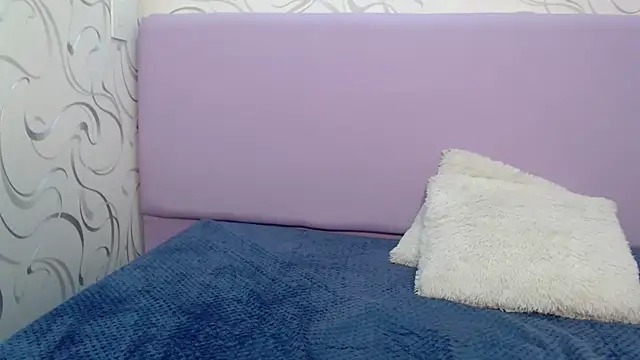 Snapshot of NathaliaSmith3x chatting on 10.23.25 NathaliaSmith3x online show from 10.23.25