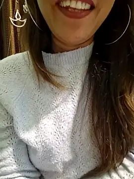 Snapshot of MIss-Naina chatting on 01.10.25 MIss-Naina online show from 01.10.25