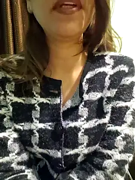 Snapshot of MIss-Naina chatting on 02.09.25 MIss-Naina online show from 02.09.25