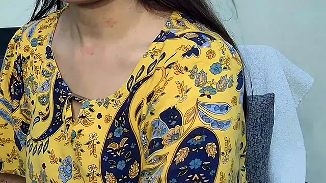 Snapshot of MIss-Naina chatting on 10.09.25 MIss-Naina online show from 10.09.25