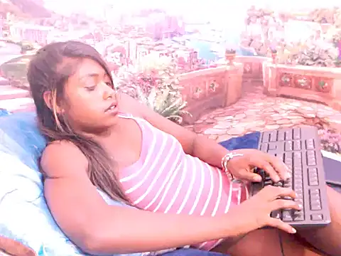 Snapshot of indiantimtim4u chatting on 01.24.25 indiantimtim4u online show from 01.24.25