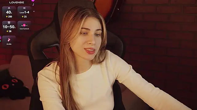 EllieCutes online show from 01.07.25