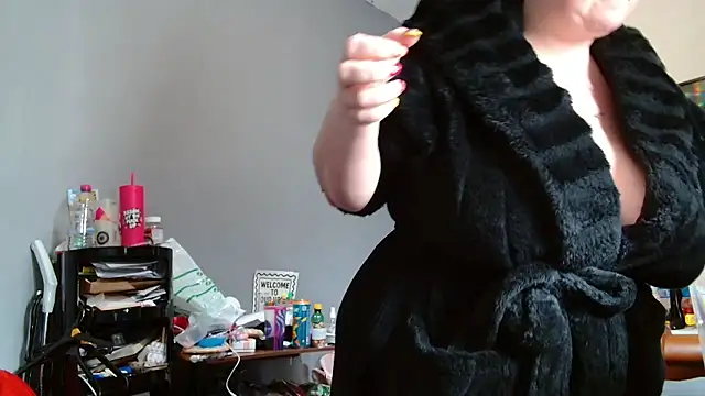 busty-bella1 online show from 03.17.26