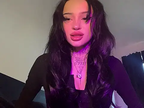 madelinexx online show from 01.21.25