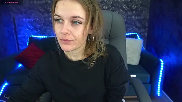 MaribelRiverr  online show from 12.12.24
