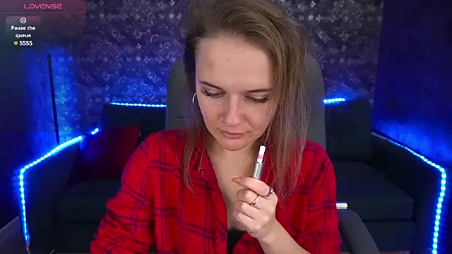 MaribelRiverr  online show from 12.14.24