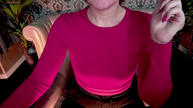 MaribelRiverr  online show from 09.19.25