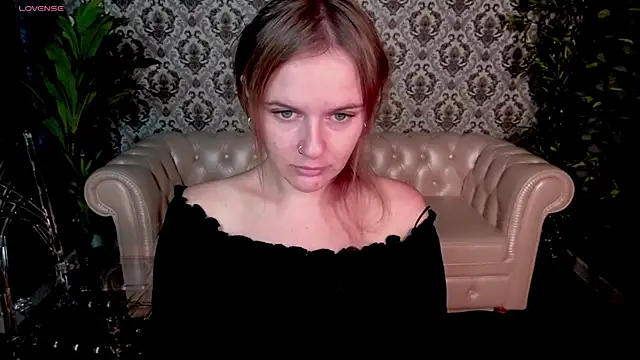 MaribelRiverr  online show from 09.22.25