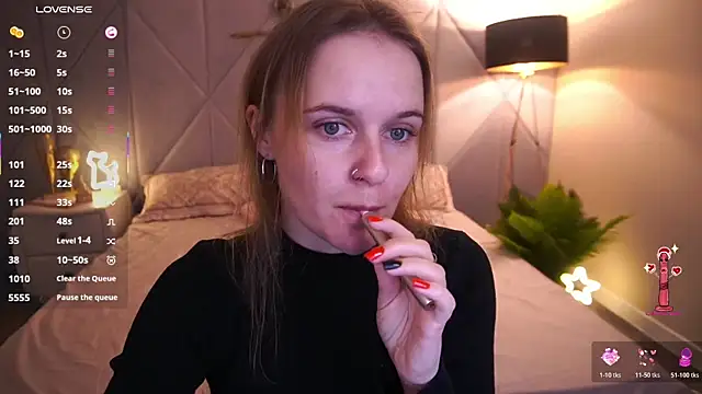 MaribelRiverr  online show from 11.10.25