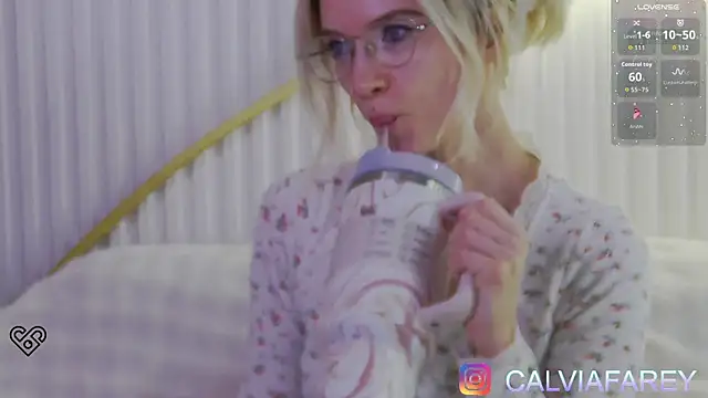 calviafarey online show from 02.13.26