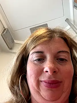 Snapshot of Lombada chatting on 10.23.25 Lombada online show from 10.23.25