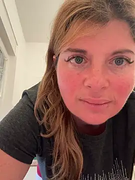 Lombada online show from 04.10.26