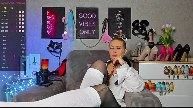 HannaKorsak online show from 12.11.24