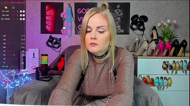 HannaKorsak online show from 02.12.25
