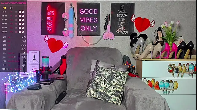 HannaKorsak online show from 02.14.25