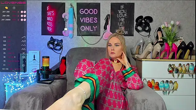 HannaKorsak online show from 02.17.25