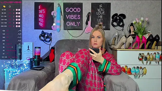 HannaKorsak online show from 02.19.25