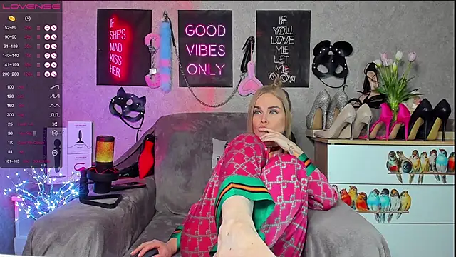HannaKorsak online show from 03.06.25