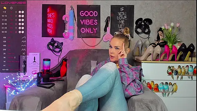 HannaKorsak online show from 03.12.25