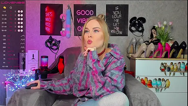 HannaKorsak online show from 03.16.25