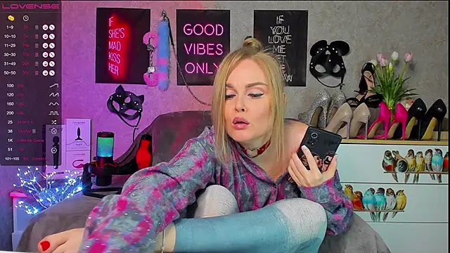 HannaKorsak online show from 03.21.25