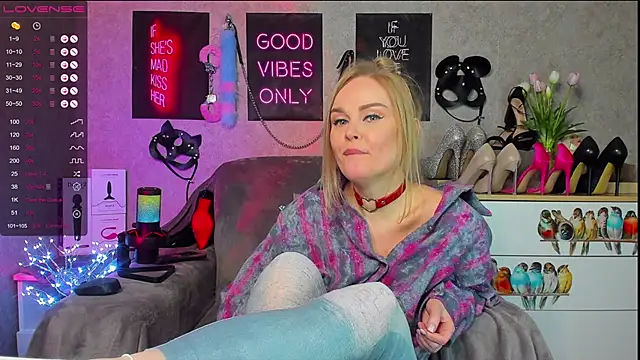 HannaKorsak online show from 03.21.25