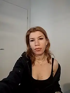 EvaRush online show from 12.22.25