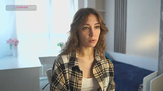 RennieLewis online show from 10.04.25