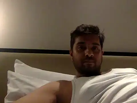 Snapshot of xavier2177 chatting on 10.14.25 xavier2177 online show from 10.14.25