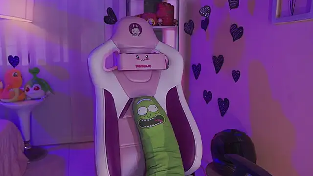 mara jackson  online show from 02.19.25