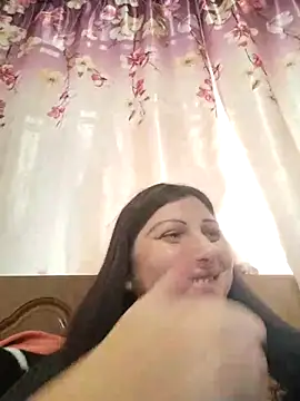 Snapshot of LyxBabyLove chatting on 03.02.25 LyxBabyLove online show from 03.02.25