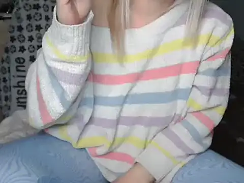 LaRa forU online show from 12.07.24