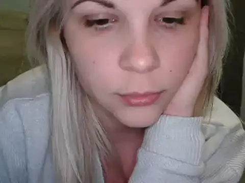 LaRa forU online show from 12.19.24