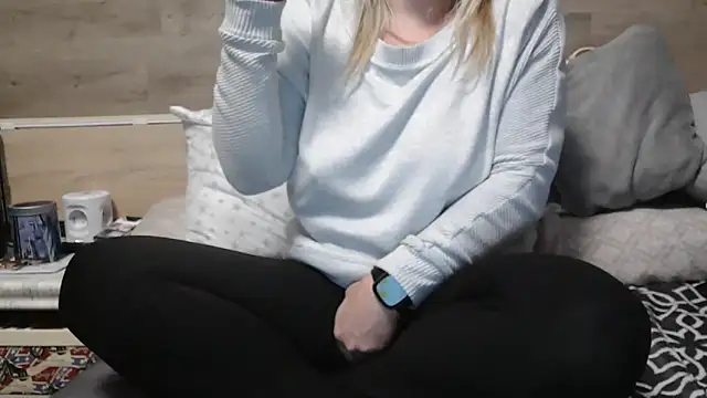 LaRa forU online show from 02.07.25