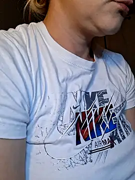 LaRa forU online show from 09.26.25