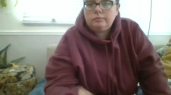 Snapshot of LauLauPAWG chatting on 01.15.25 LauLauPAWG online show from 01.15.25