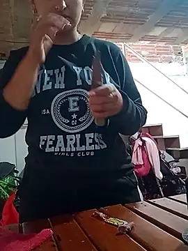 Snapshot of sariitha_sw chatting on 02.17.26 sariitha sw online show from 02.17.26