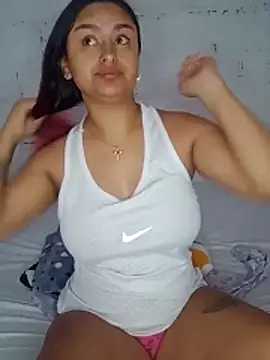 Snapshot of sariitha_sw chatting on 04.23.26 sariitha sw online show from 04.23.26