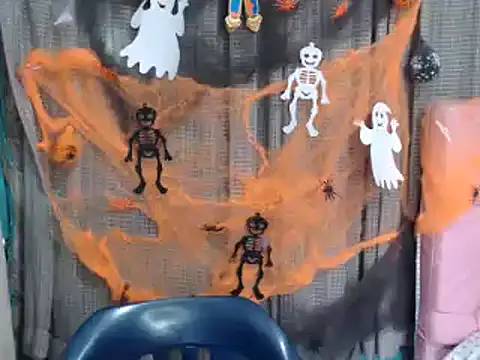 Snapshot of mom_son_dirty chatting on 10.25.25 mom son dirty online show from 10.25.25