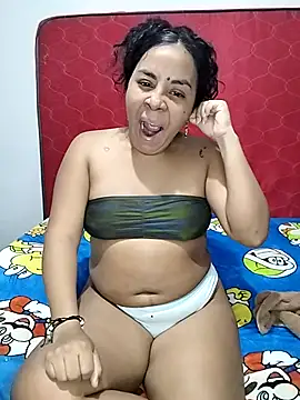 Snapshot of melany_sw chatting on 10.31.25 melany sw online show from 10.31.25