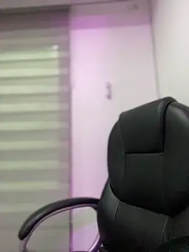 Milff parkerrr online show from 04.07.26