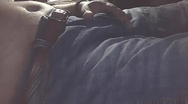 Snapshot of briefsguy4life@xh chatting on 03.01.25 briefsguy4lifexh online show from 03.01.25